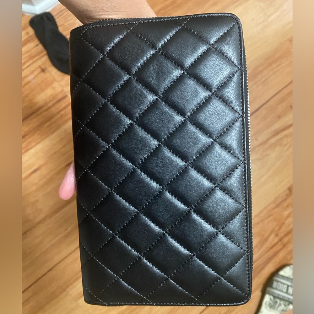 Chanel wallet, black leather